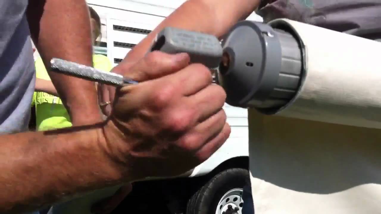 Replacing The Awning Fabric On An AE Model 8500 RV Awning Part 2